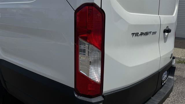 Certified 2023 Ford Transit 250 148 High Roof Extended RWD image 38