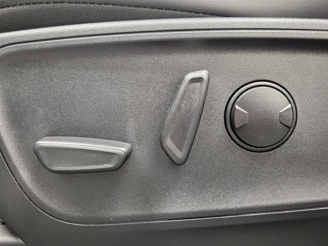 Certified 2025 Ford Escape Platinum image 17