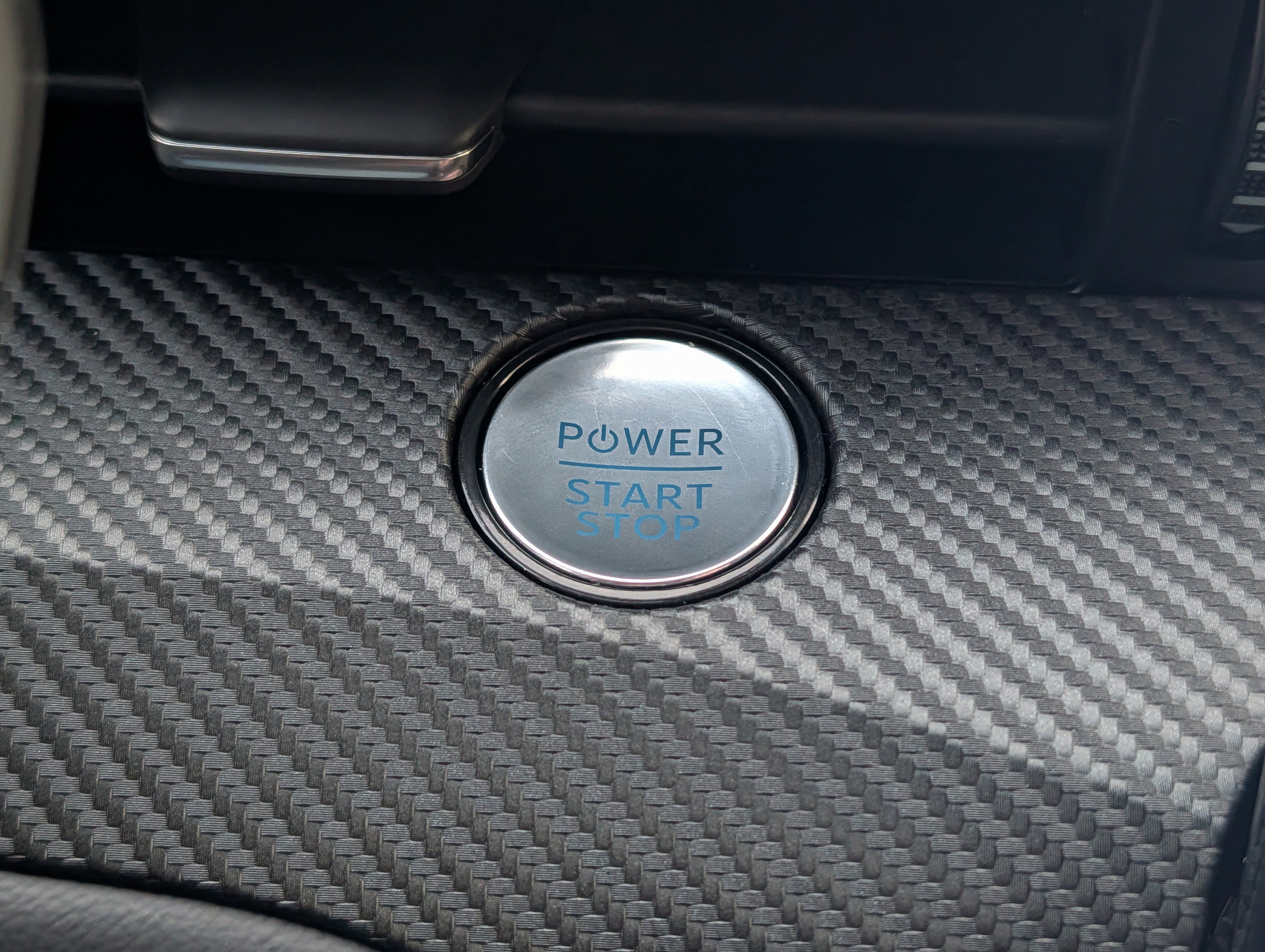 Certified 2025 Ford Mustang Mach-E Select RWD image 30