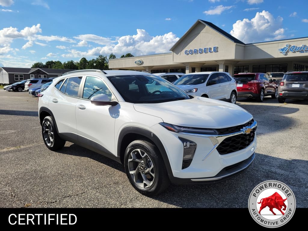 Used 2024 Chevrolet Trax LT FWD image 9