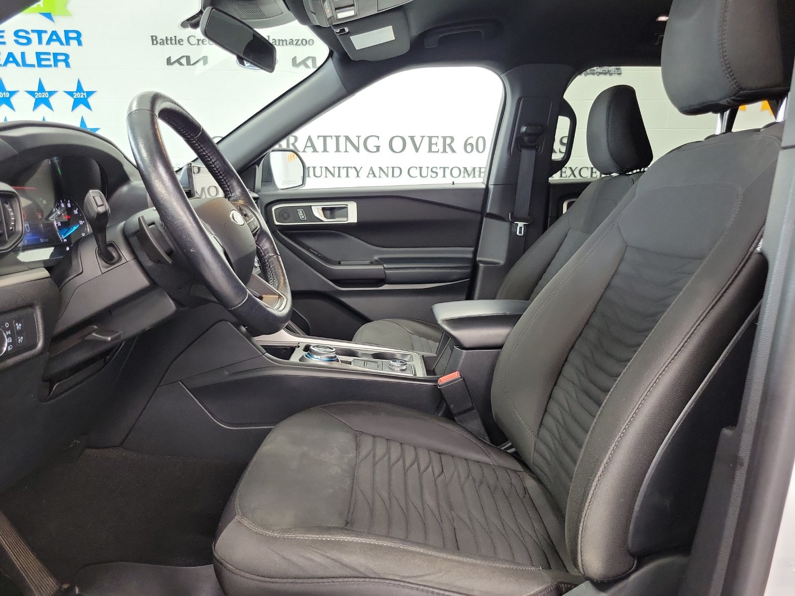 Certified 2020 Ford Explorer XLT w/ Comfort Package AWD/4WD image 8