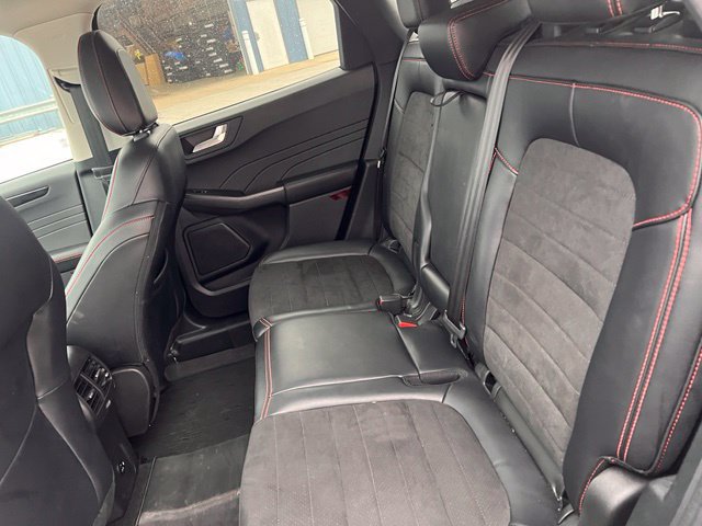 Certified 2022 Ford Escape SEL w/ SEL Stealth AWD Package image 4