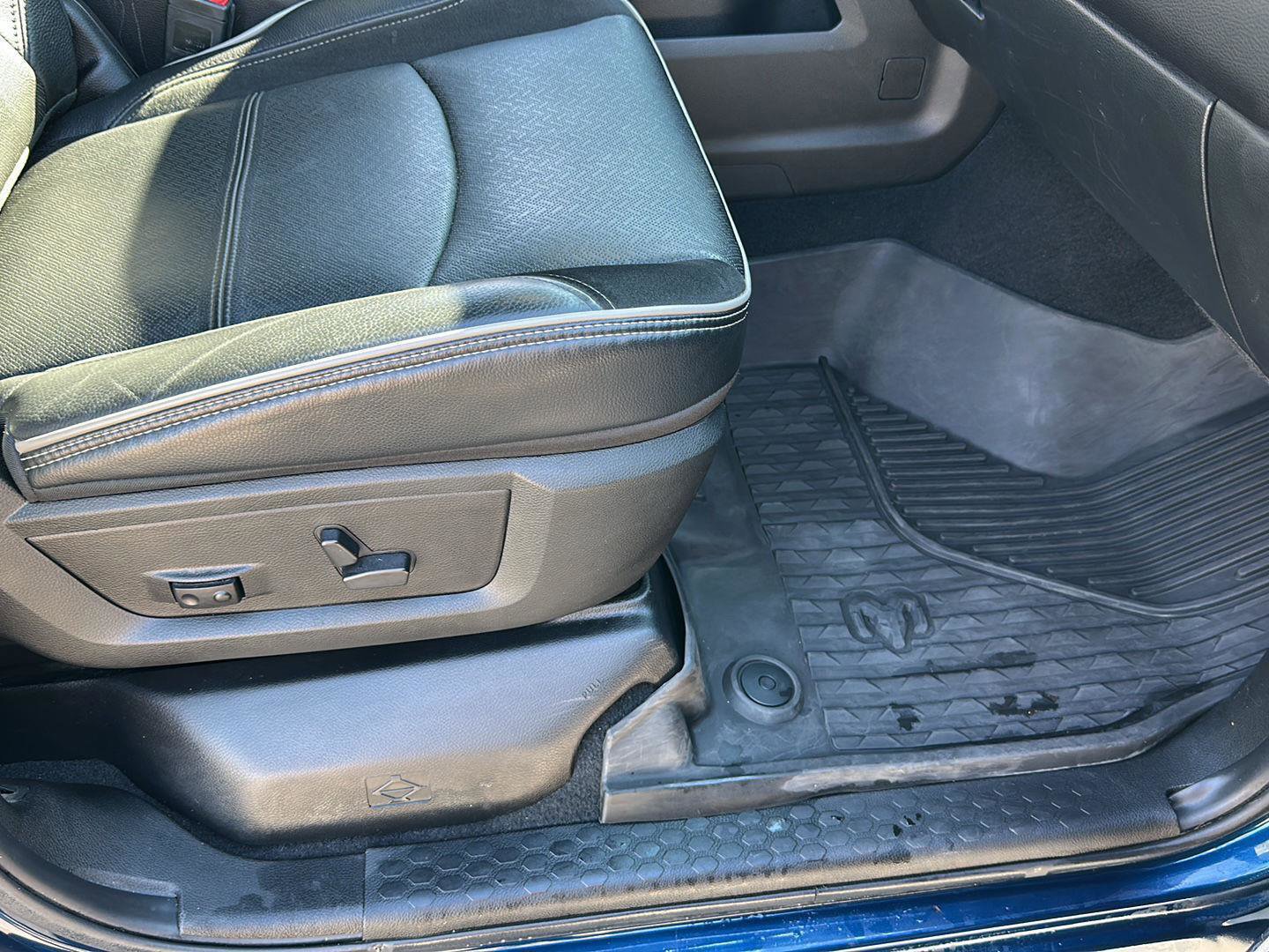 Used 2022 RAM 2500 Laramie image 28