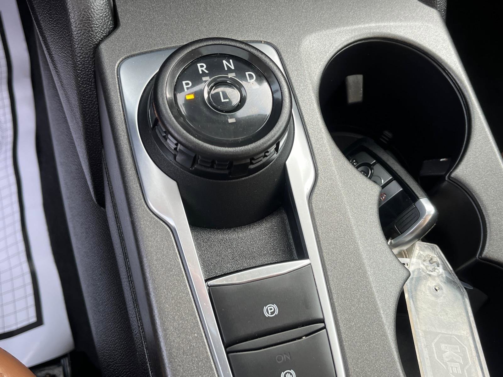 Certified 2025 Ford Bronco Sport Outer Banks w/ Outer Banks Tech Package+ AWD/4WD image 14