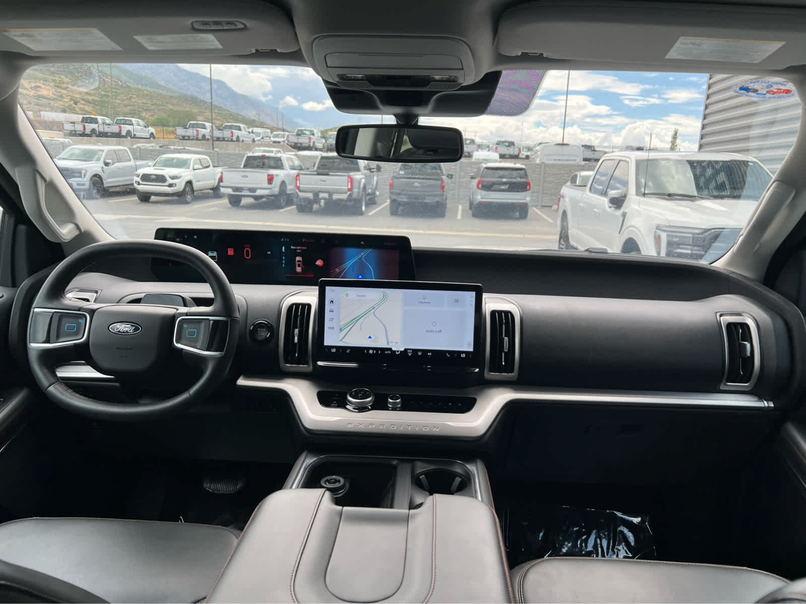 Certified 2025 Ford Expedition Active AWD/4WD image 25