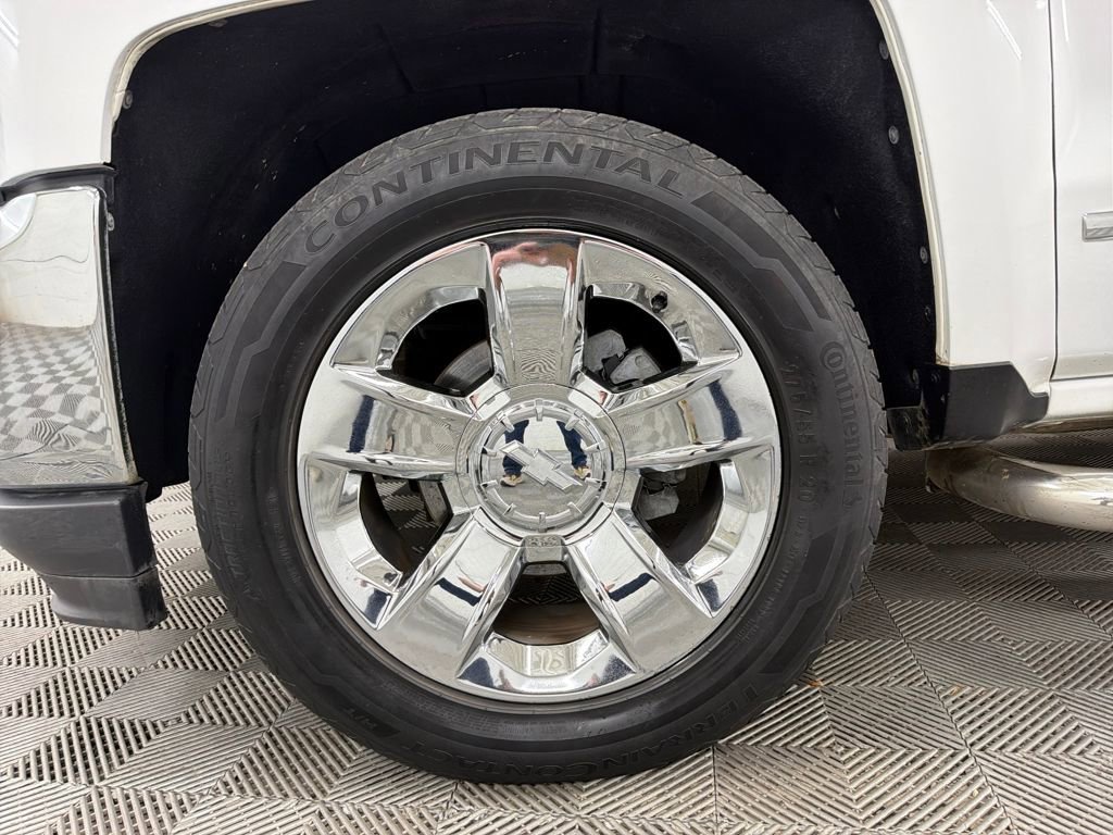 Used 2018 Chevrolet Silverado 1500 LTZ w/ Sport Package image 15