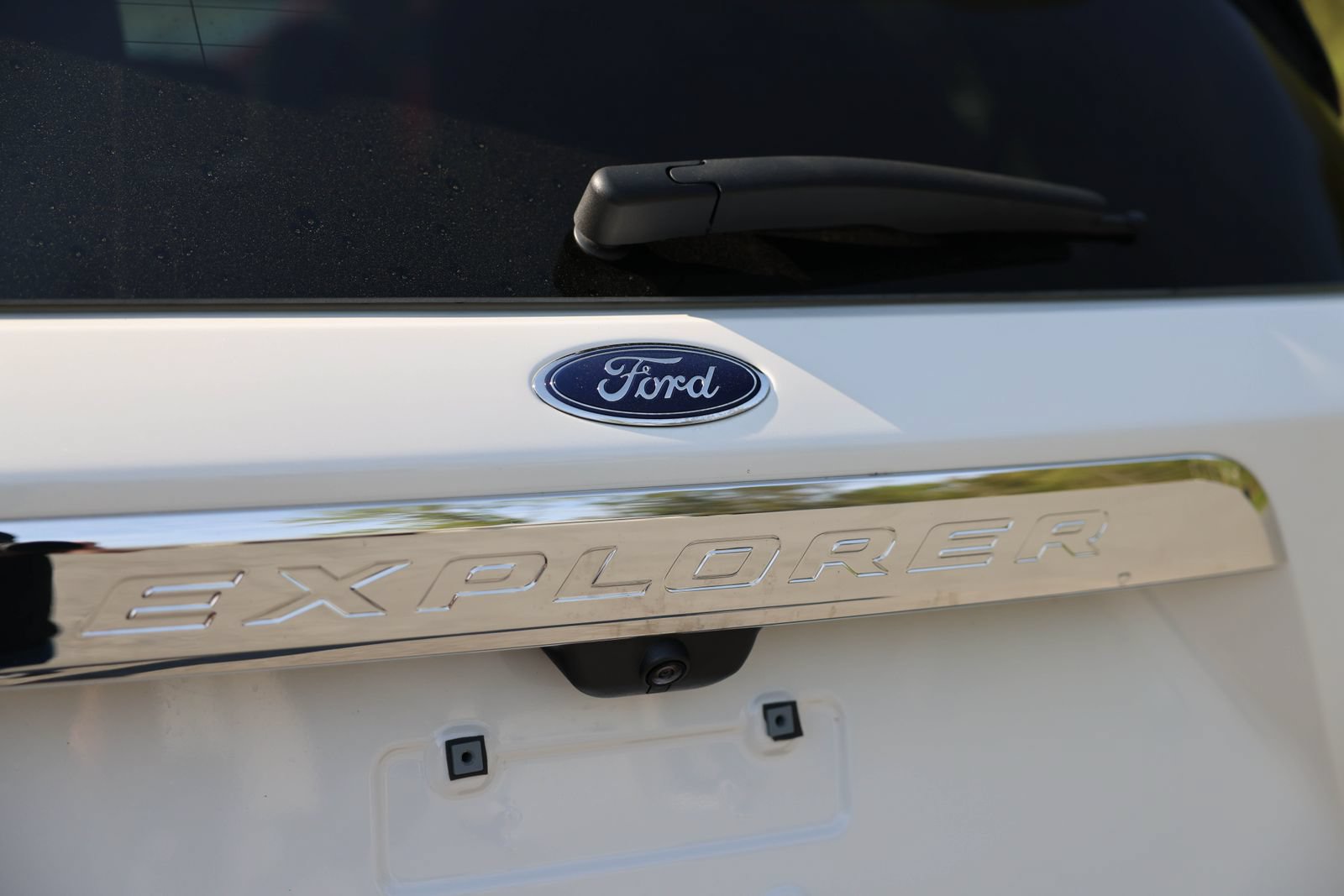 Certified 2024 Ford Explorer XLT w/ Equipment Group 202A AWD/4WD image 35
