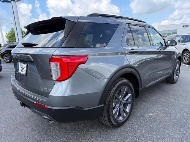 Certified 2023 Ford Explorer XLT w/ Equipment Group 202A AWD/4WD image 7