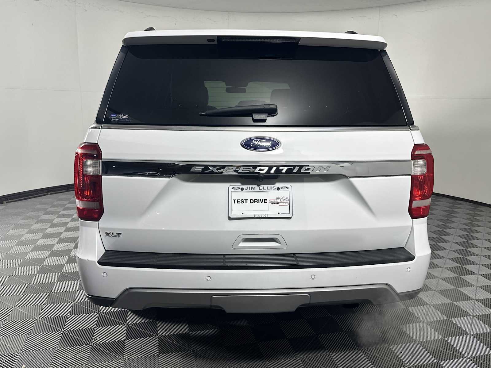 Certified 2020 Ford Expedition XLT image 4