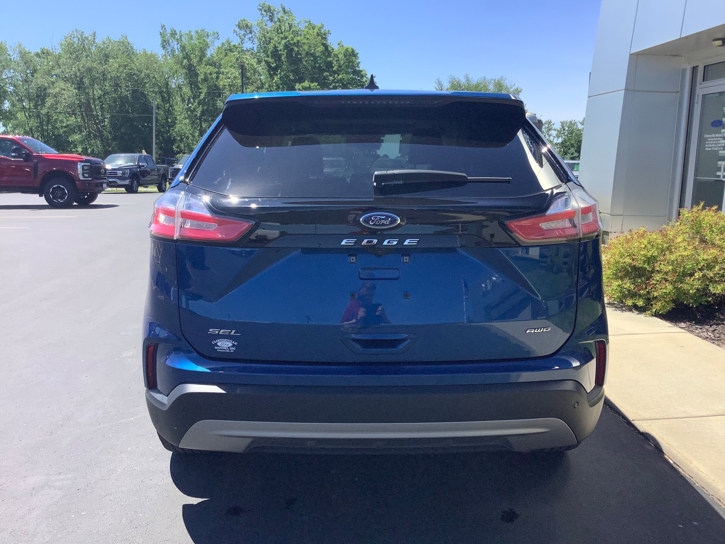 Certified 2024 Ford Edge SEL w/ Convenience Package AWD/4WD image 5