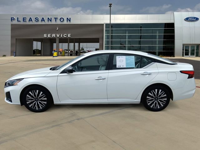 Used 2025 Nissan Altima 2.5 SV FWD video 2
