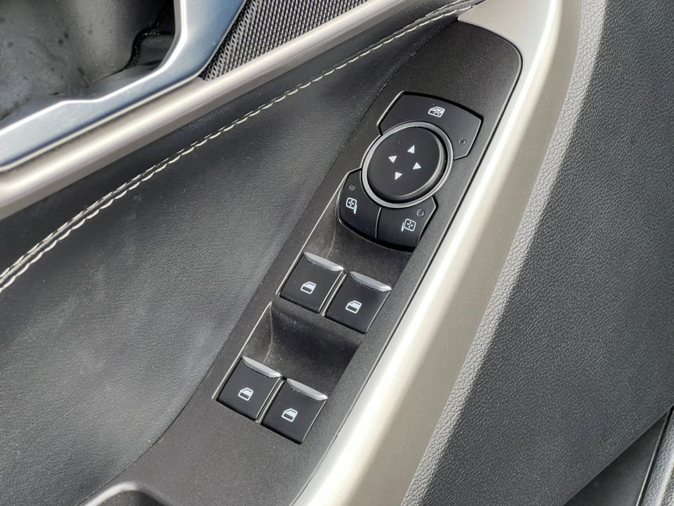 Certified 2023 Ford Explorer XLT w/ Equipment Group 202A image 22