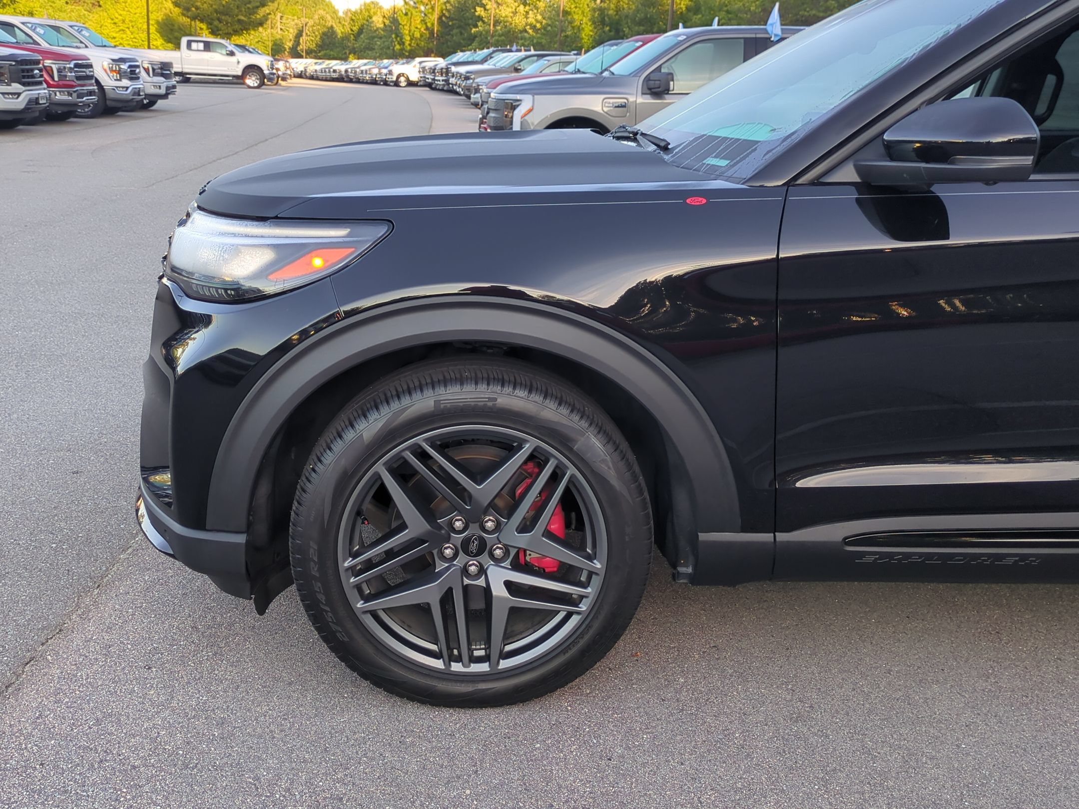 Certified 2025 Ford Explorer ST w/ Sun And Sound Package RWD image 11