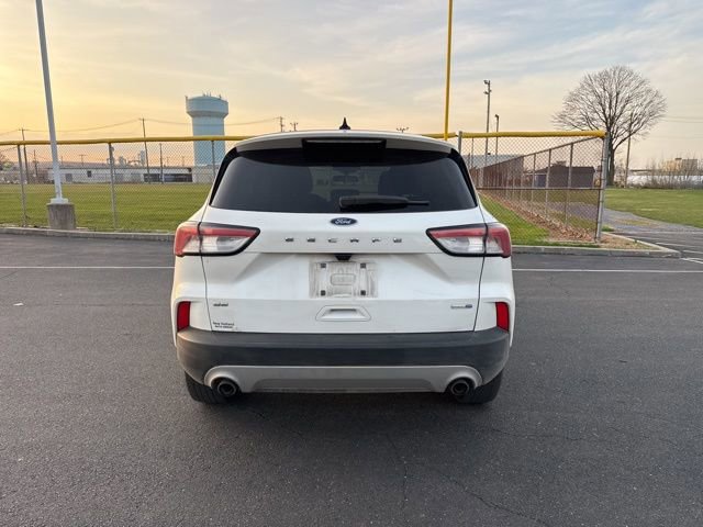 Certified 2020 Ford Escape SE image 3