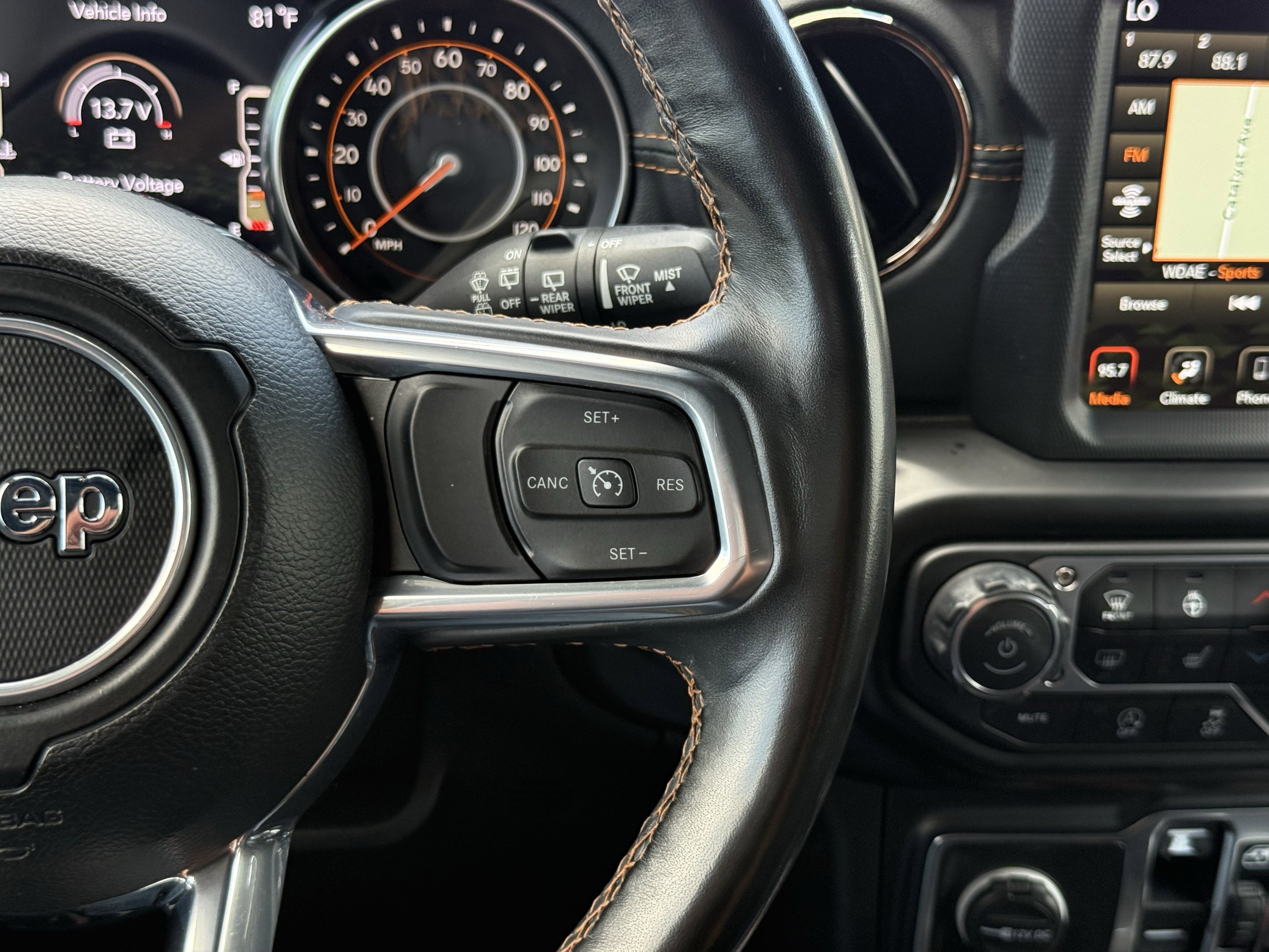 Used 2021 Jeep Wrangler Unlimited Sahara AWD/4WD image 25