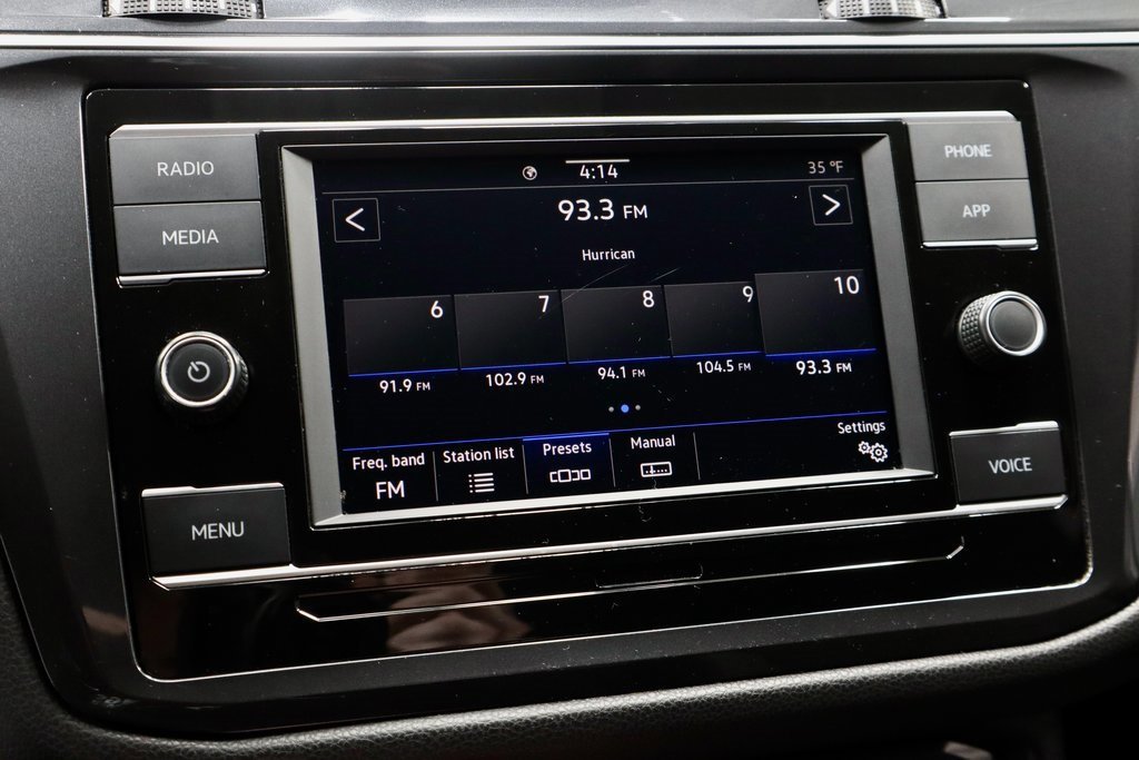 Used 2021 Volkswagen Tiguan S image 9