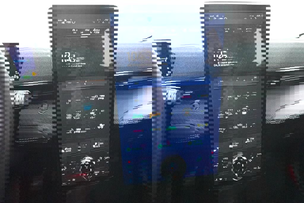 Certified 2025 Ford Mustang Mach-E Premium AWD/4WD image 17