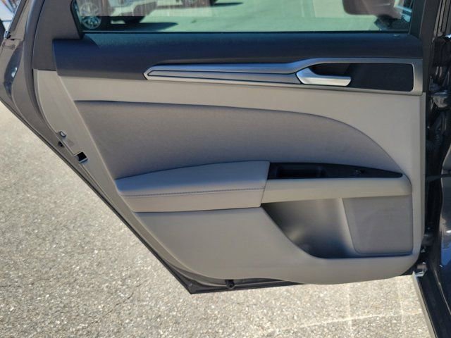 Certified 2019 Ford Fusion SE FWD image 14