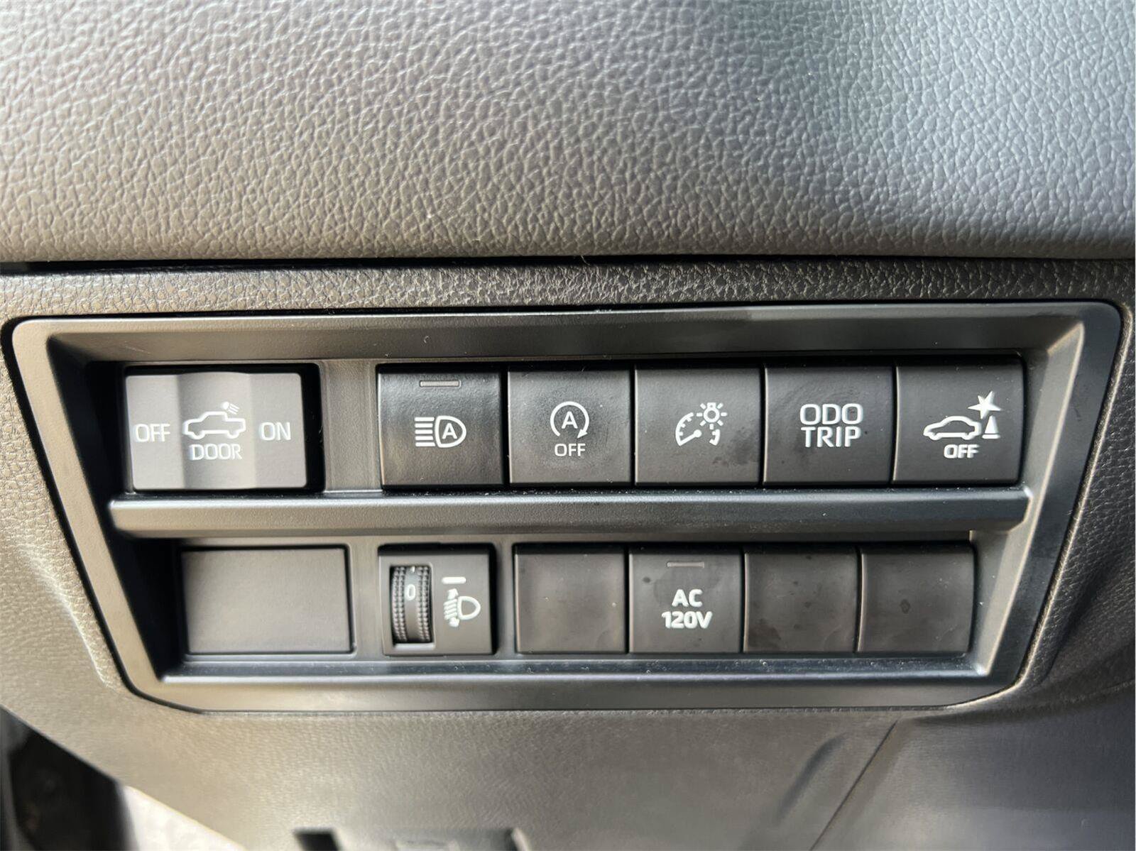Used 2023 Toyota Tundra Limited w/ Power Package RWD image 44