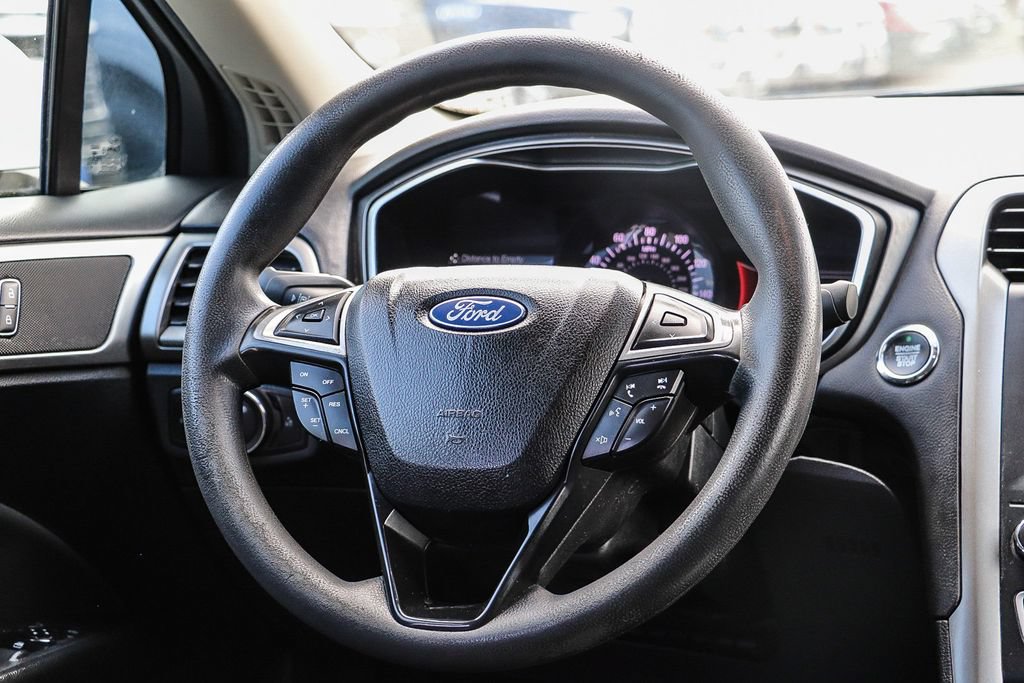 Certified 2020 Ford Fusion SE AWD/4WD image 17