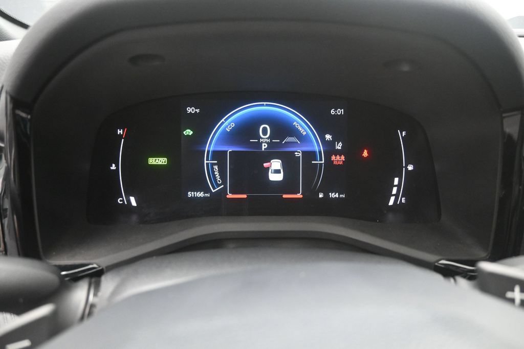 Used 2025 Toyota Camry SE FWD image 3