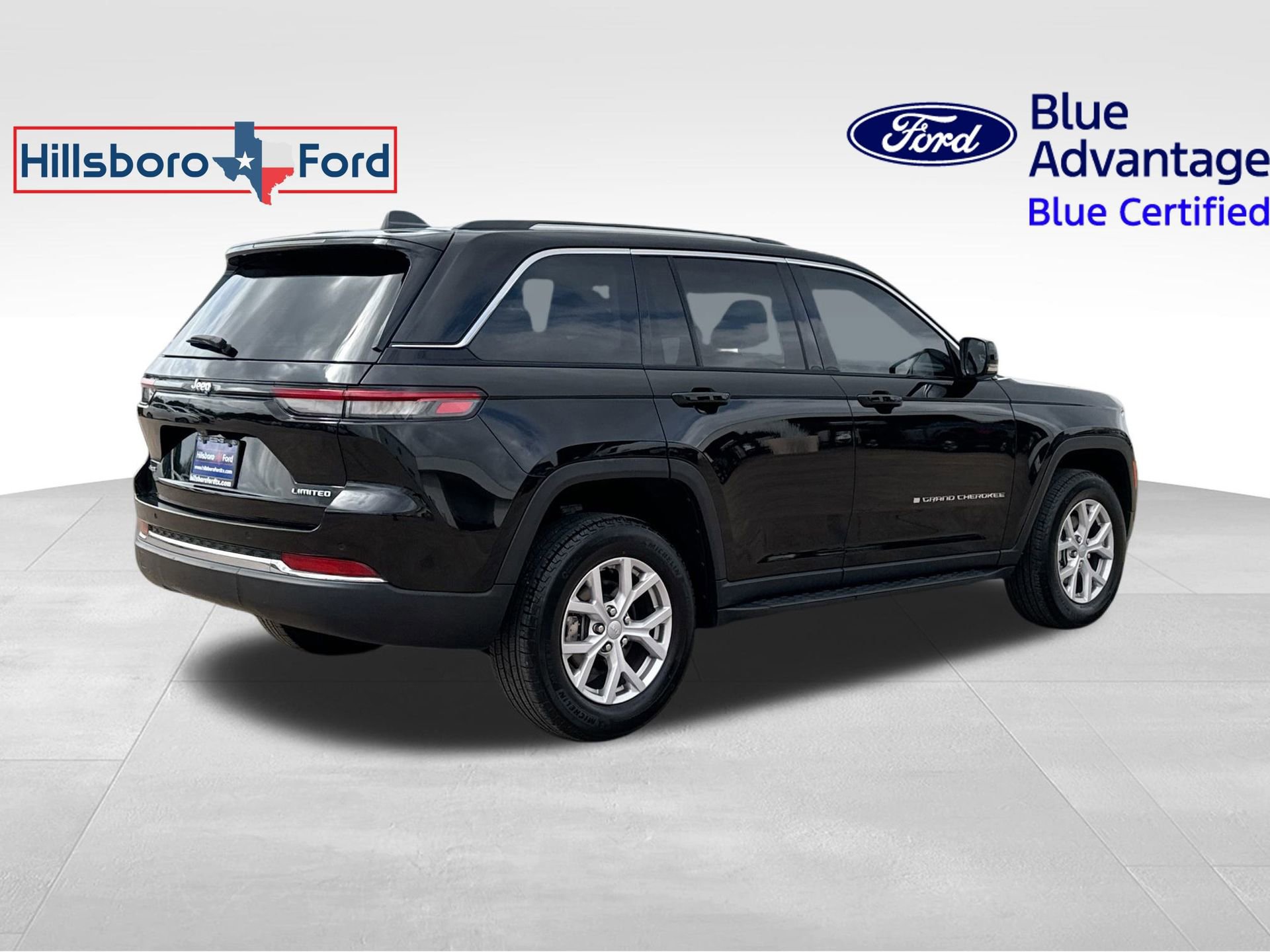 Used 2022 Jeep Grand Cherokee Limited image 3