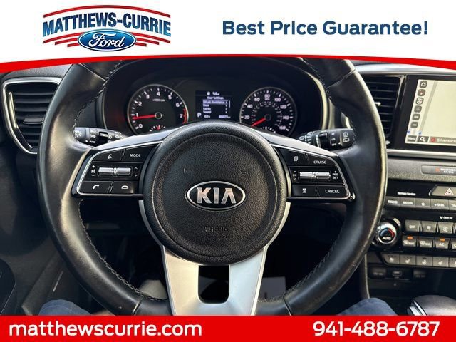 Used 2022 Kia Sportage EX w/ EX Technology Package image 17