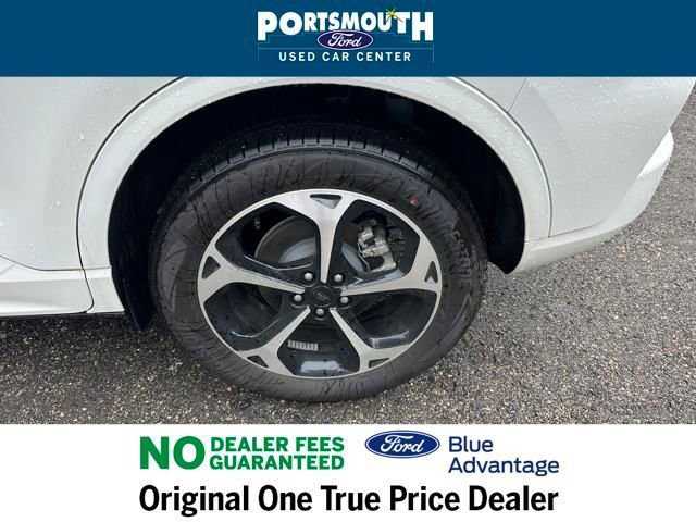 Certified 2024 Ford Escape ST-Line Select w/ Tech Pack #1 image 33
