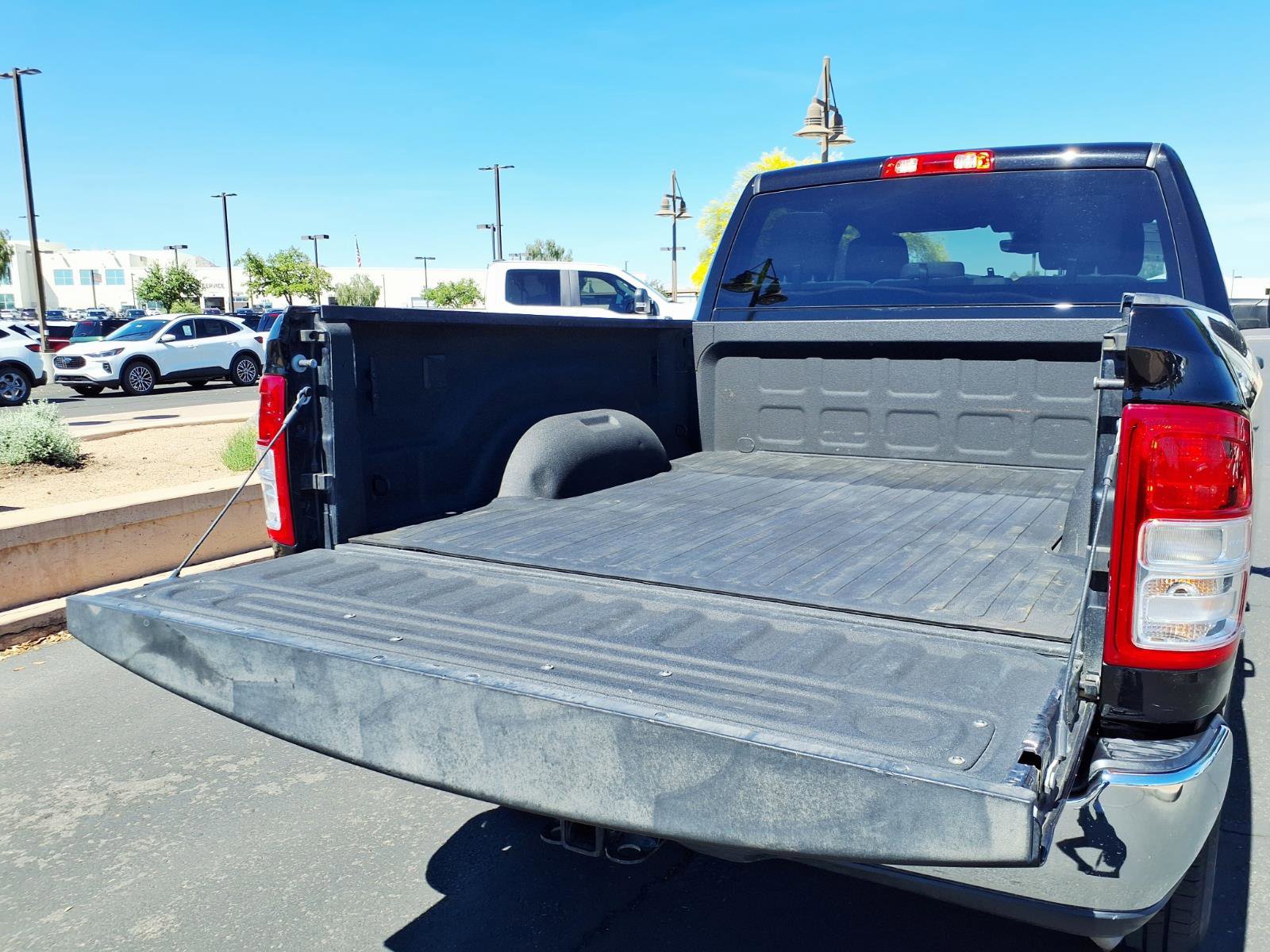 Used 2024 RAM 2500 Big Horn w/ Bed Utility Group image 16