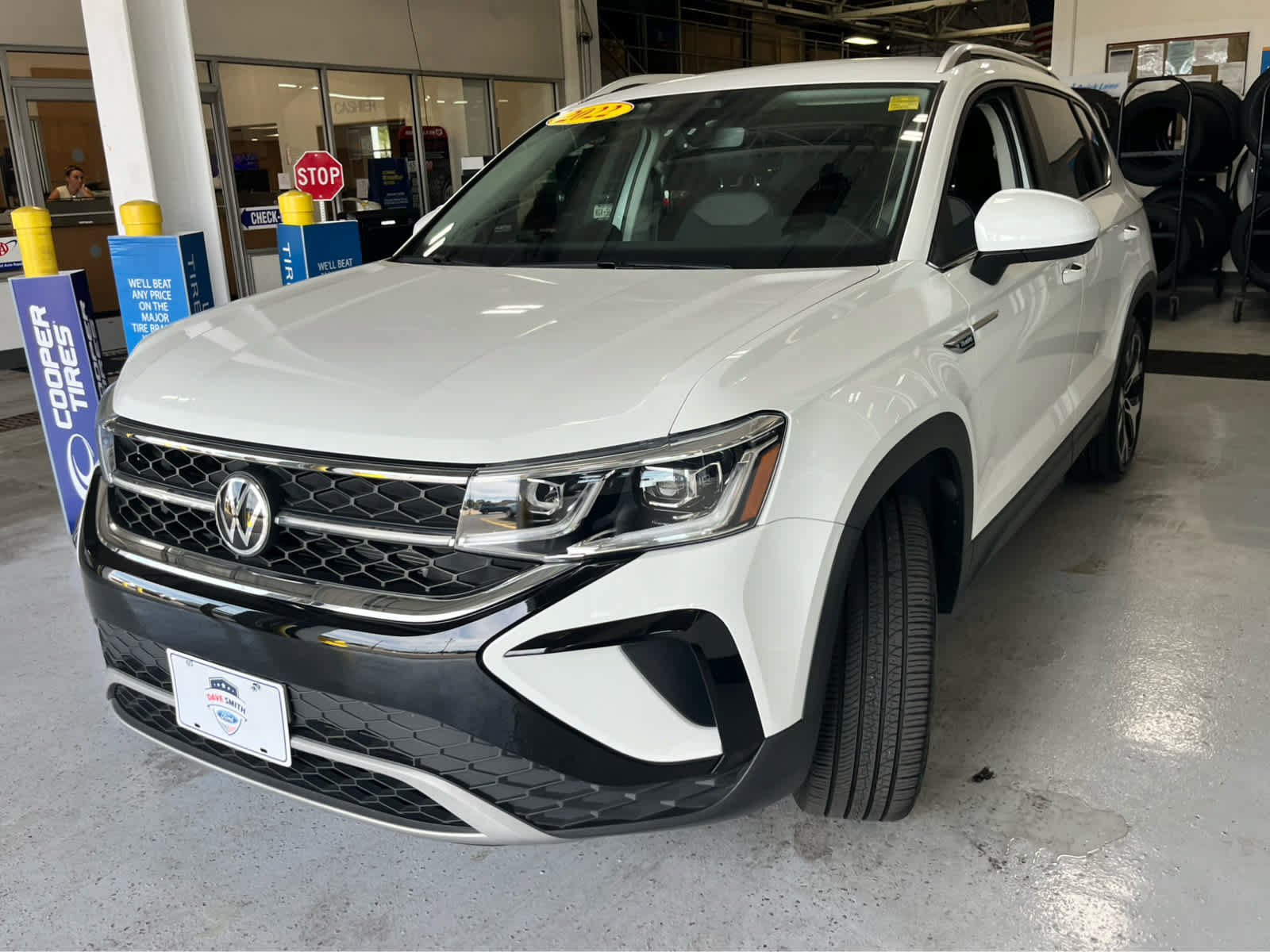 Used 2022 Volkswagen Taos SEL AWD/4WD image 5