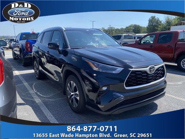Used 2023 Toyota Highlander XLE