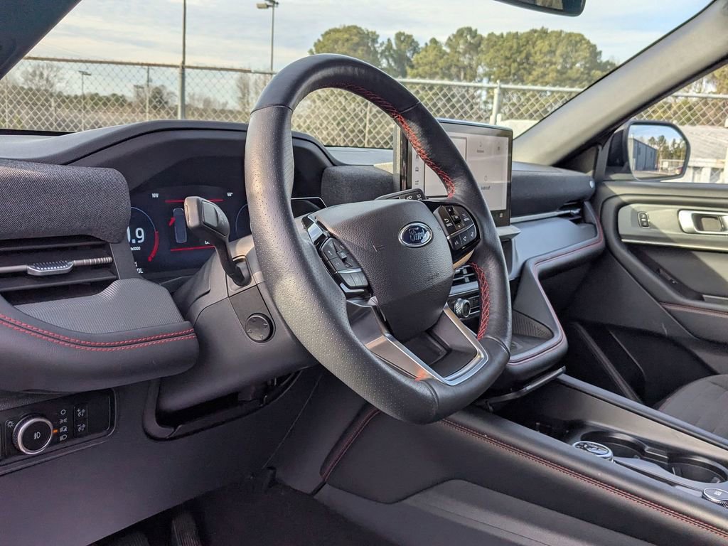 Certified 2025 Ford Explorer ST-Line w/ Premium Package image 12