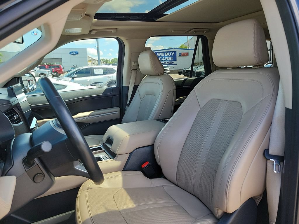 Certified 2024 Ford Expedition Limited RWD image 11