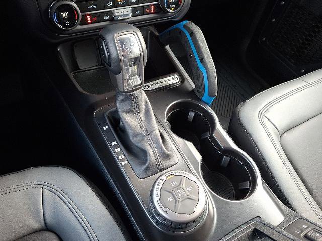 Certified 2024 Ford Bronco Black Diamond image 14