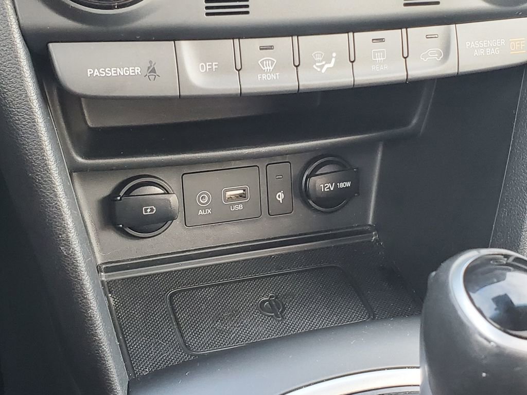 Used 2020 Hyundai Kona Limited image 26