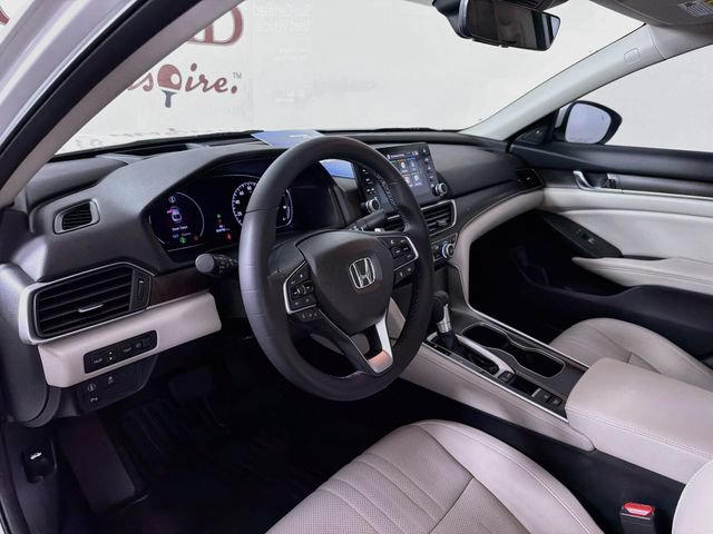 Used 2018 Honda Accord Touring image 11