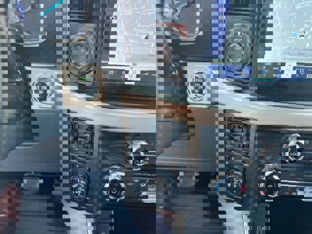 Certified 2022 Ford F150 XLT w/ Equipment Group 302A High image 15