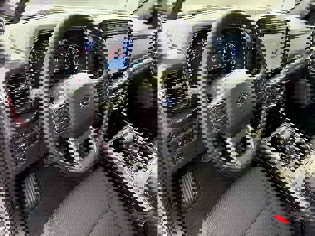 Certified 2022 Ford F150 XLT w/ Equipment Group 302A High image 21