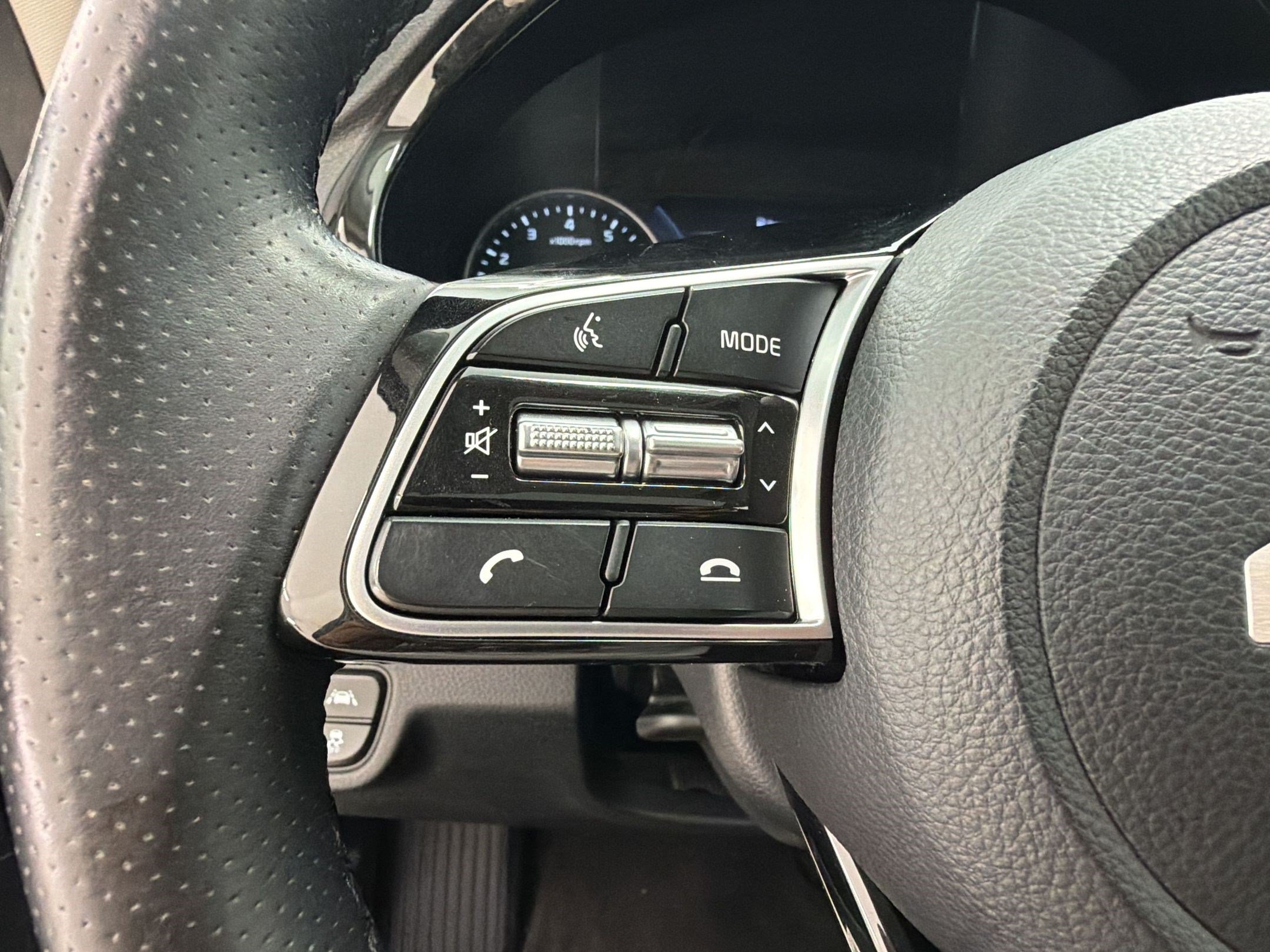 Used 2022 Kia Seltos SX w/ Sunroof Package AWD/4WD image 17