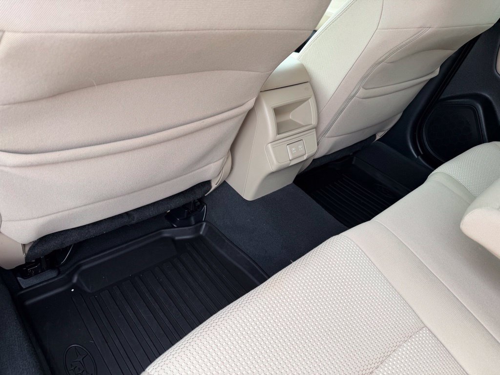 Used 2019 Subaru Outback 2.5i Premium AWD/4WD image 18
