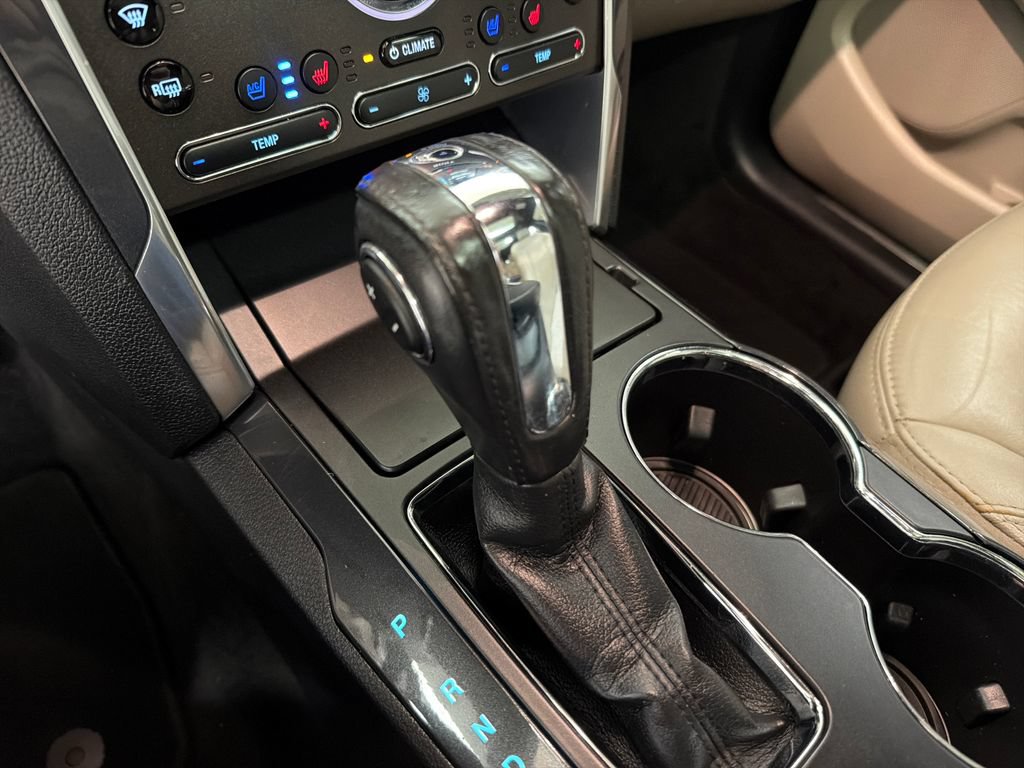 Certified 2018 Ford Explorer Limited FWD image 29