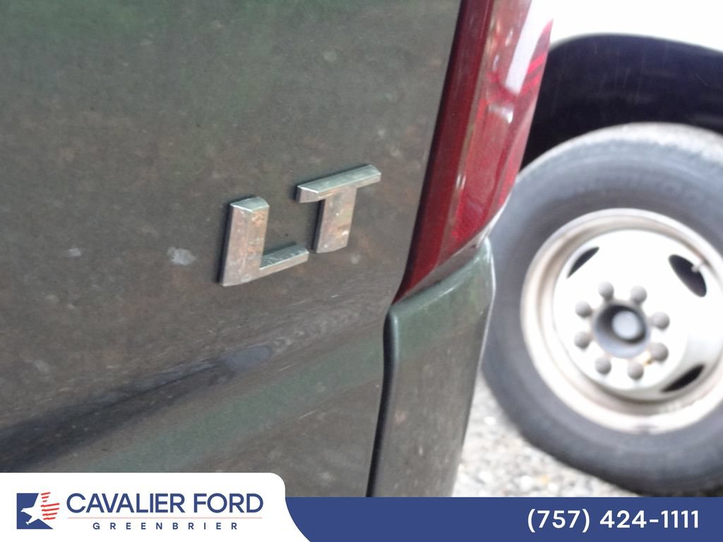 Used 2021 Chevrolet Silverado 1500 LT AWD/4WD image 7