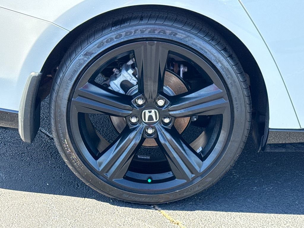 Used 2025 Honda Accord Sport image 17