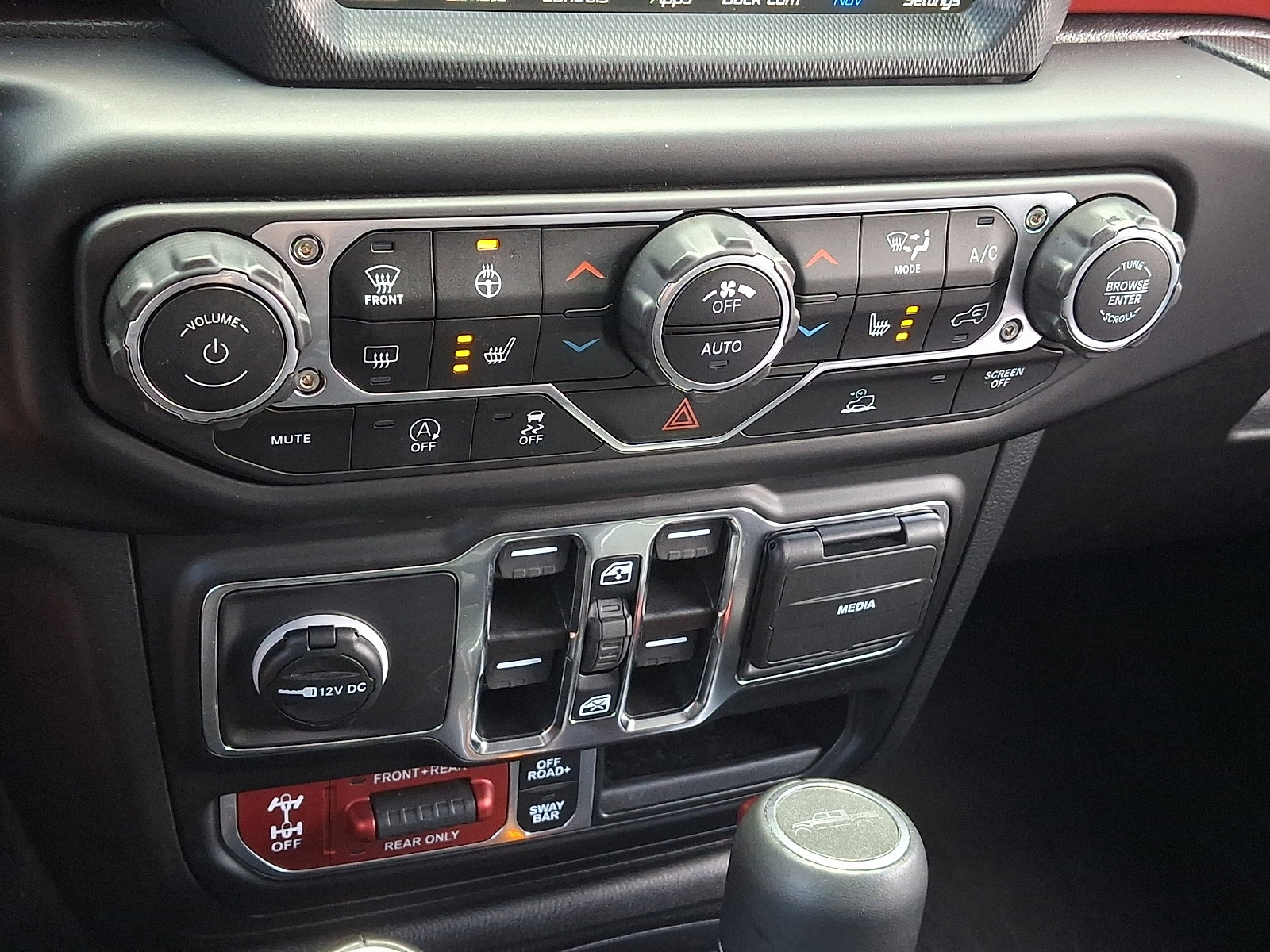 Used 2023 Jeep Gladiator Rubicon w/ LED Lighting Group AWD/4WD image 22
