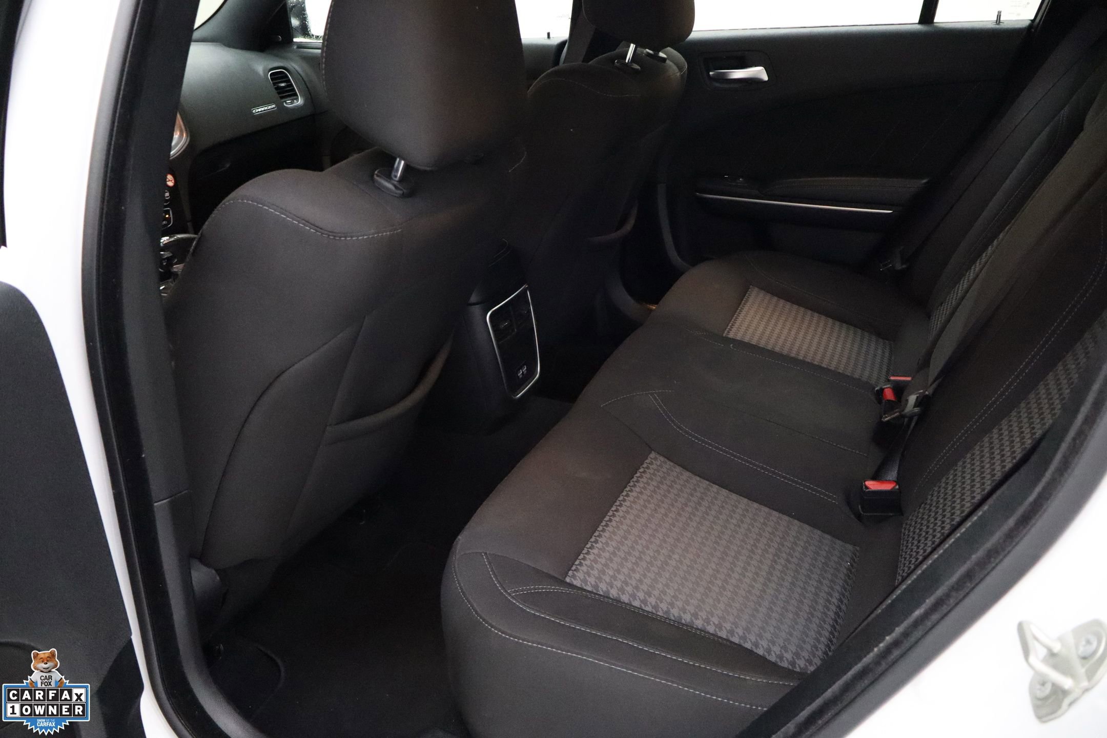 Used 2023 Dodge Charger SXT image 23