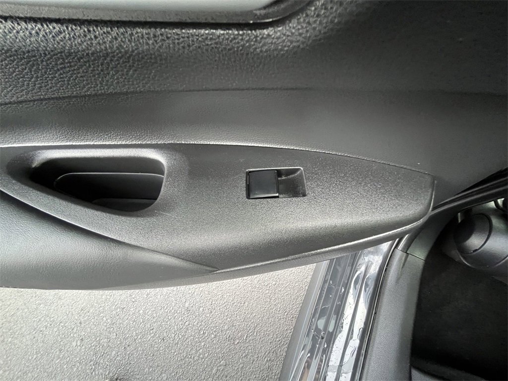 Used 2024 Toyota Corolla SE image 27