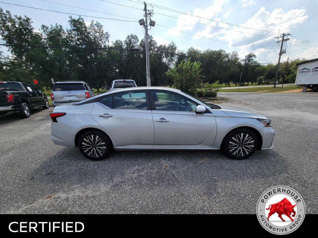 Used 2023 Nissan Altima 2.5 SV FWD image 8