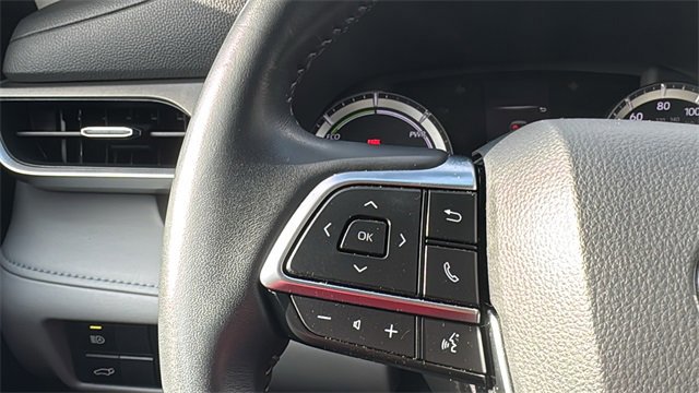 Used 2021 Toyota Highlander LE image 18