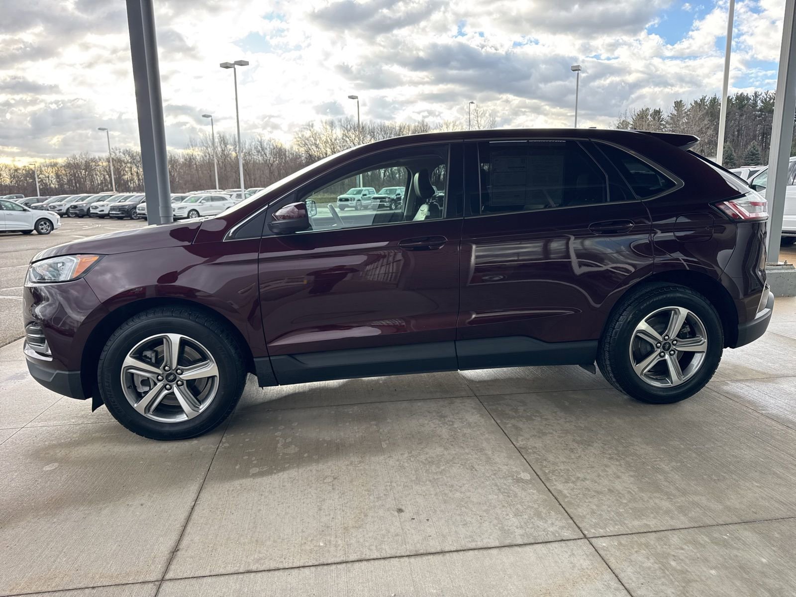 Certified 2023 Ford Edge SEL w/ Convenience Package image 7