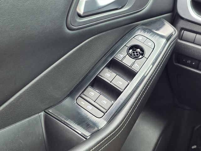 Used 2024 Nissan Rogue SV FWD image 15